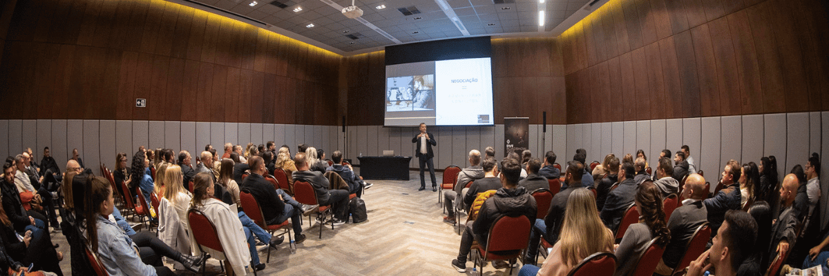 Palestra motivacional: aumente a performance da sua equipe  